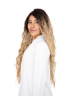 Alternative view of Bailey | Lacefront