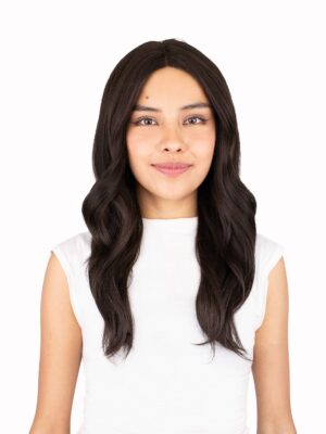 Alternative view of Julie | Lacefront